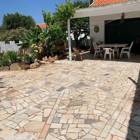 Casa Fagundes Com 3 Quartos